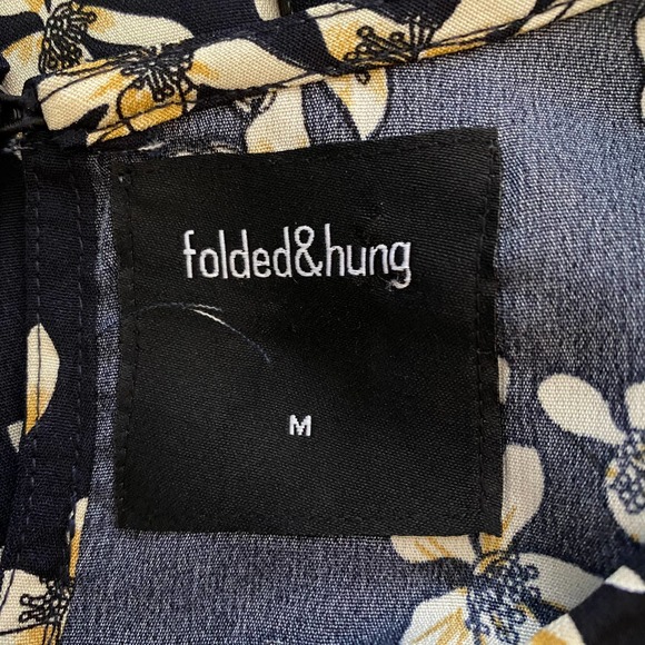 Folded & Hung Floral Crew Neck Bell Sleeve Keyhole Back Blouse Sz M - Picture 6 of 7